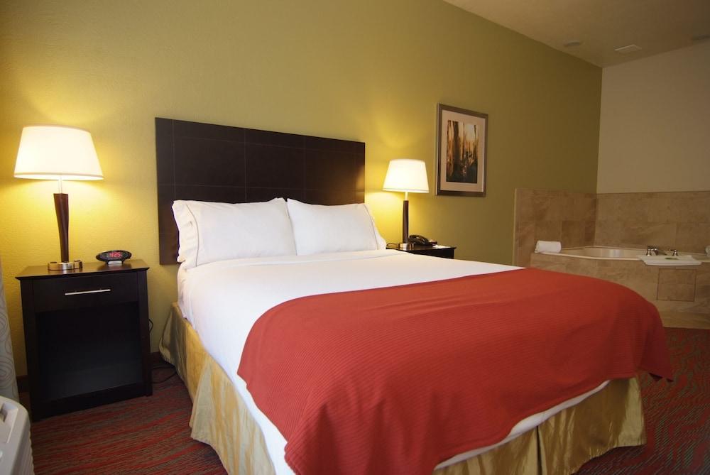 Holiday Inn Express & Suites Indianapolis North - Carmel By Ihg Exterior foto