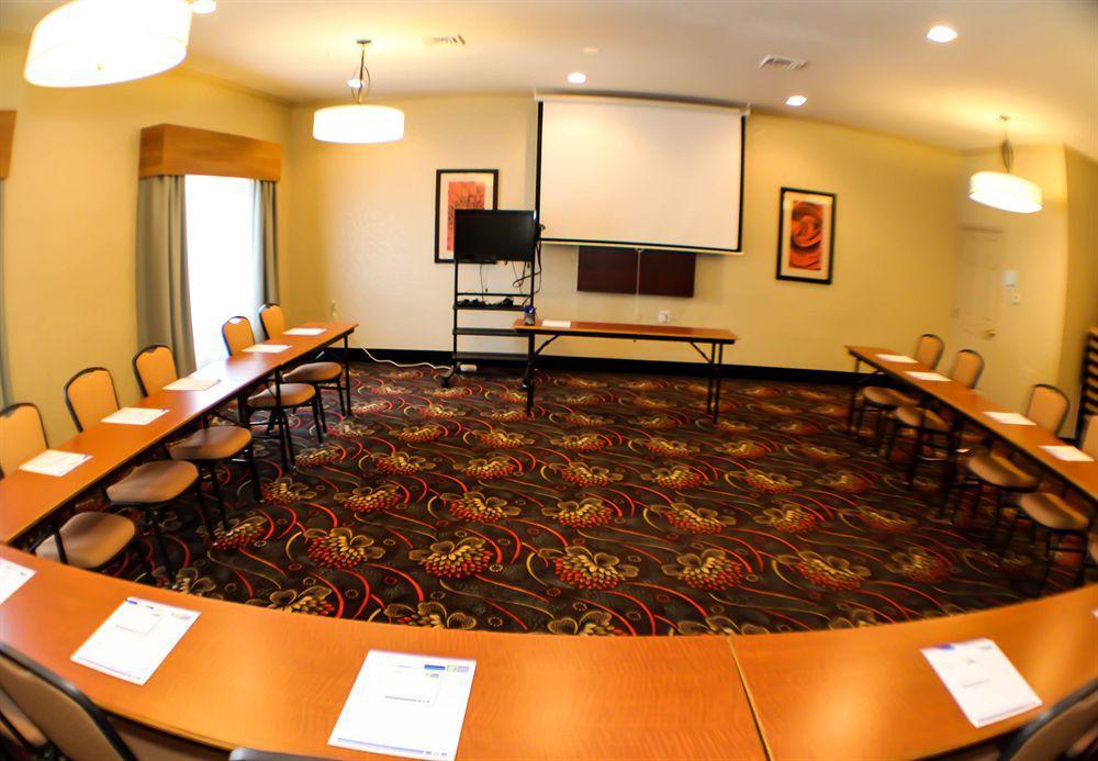 Holiday Inn Express & Suites Indianapolis North - Carmel By Ihg Exterior foto