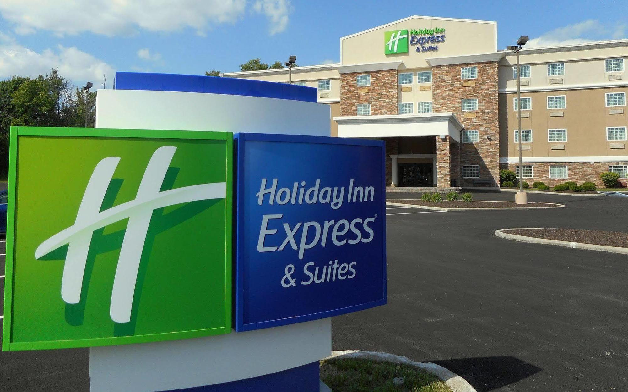Holiday Inn Express & Suites Indianapolis North - Carmel By Ihg Exterior foto