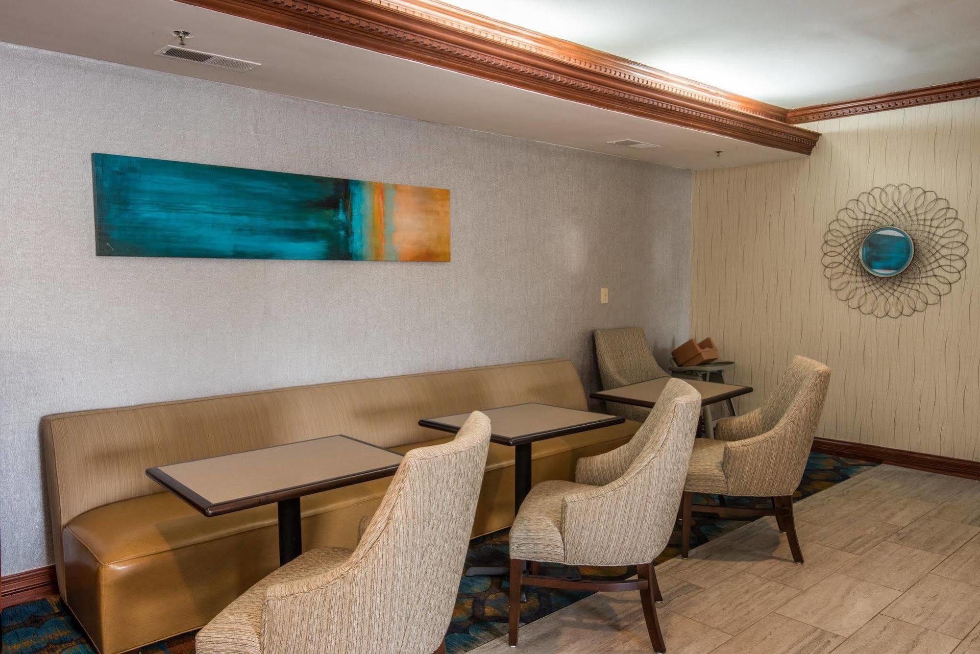 Holiday Inn Express & Suites Indianapolis North - Carmel By Ihg Exterior foto