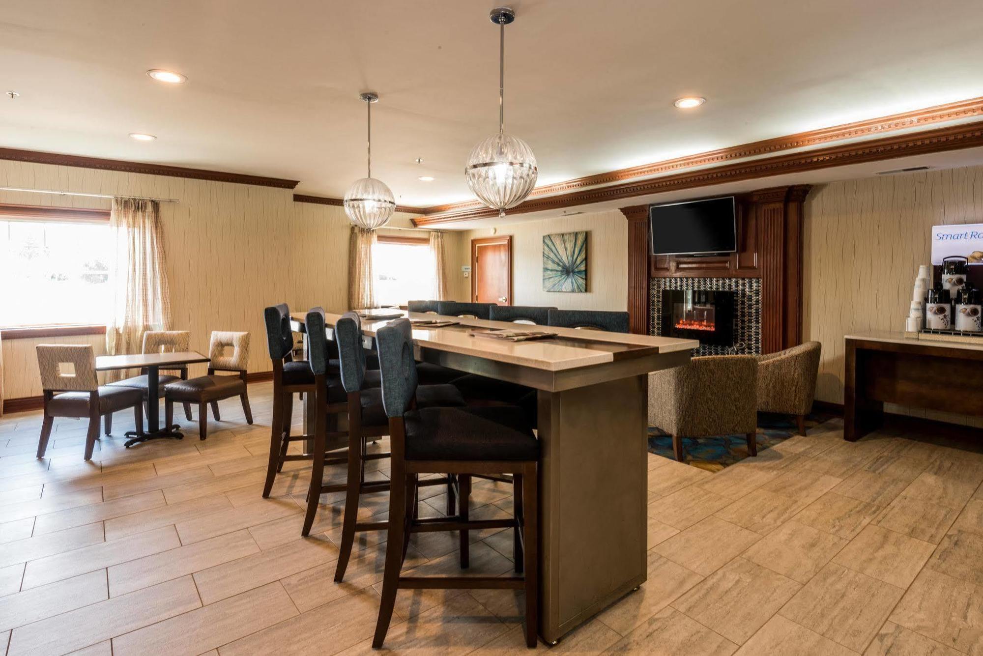 Holiday Inn Express & Suites Indianapolis North - Carmel By Ihg Exterior foto